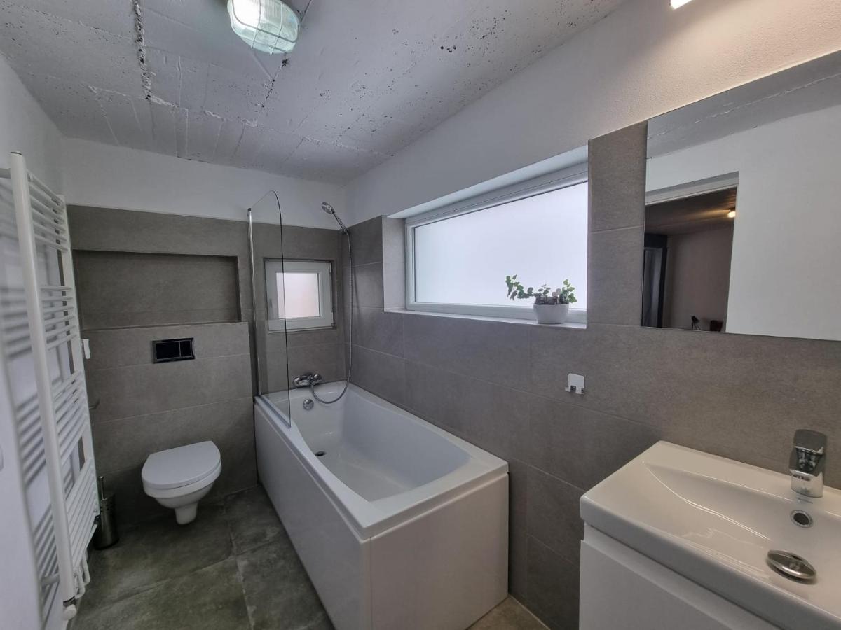 Appartamento The Cozy Bunker Sibiu Esterno foto